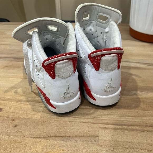 Air Jordan 6 Retro White/Red GS Sneakers Size 7 - Picture 4 of 7